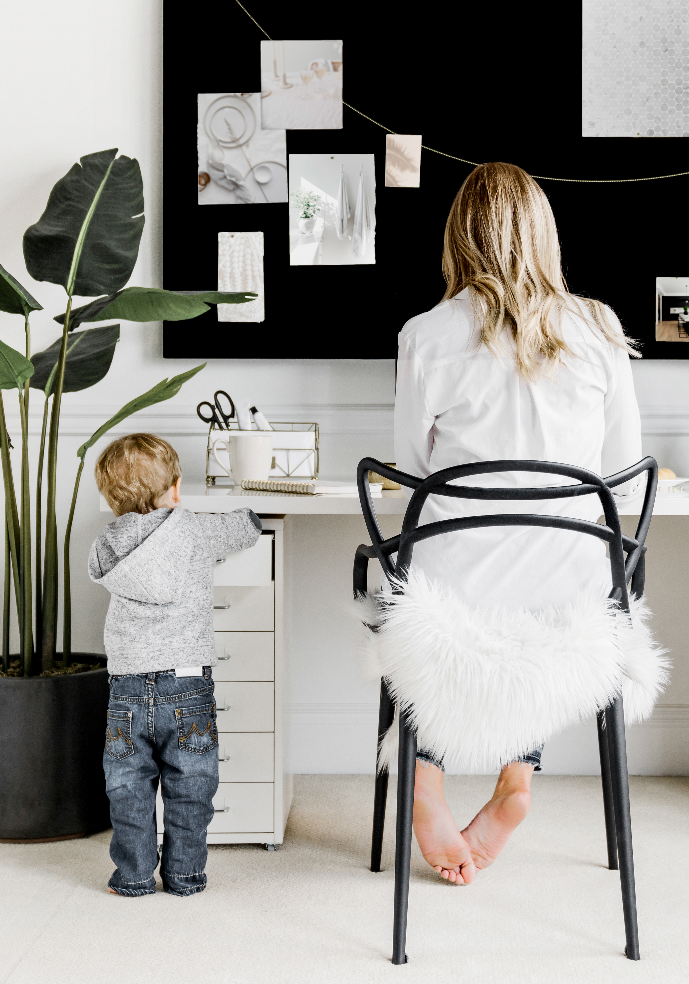 Surviving Rainy Days: Strategies for Balancing Work and Online Learning at Home