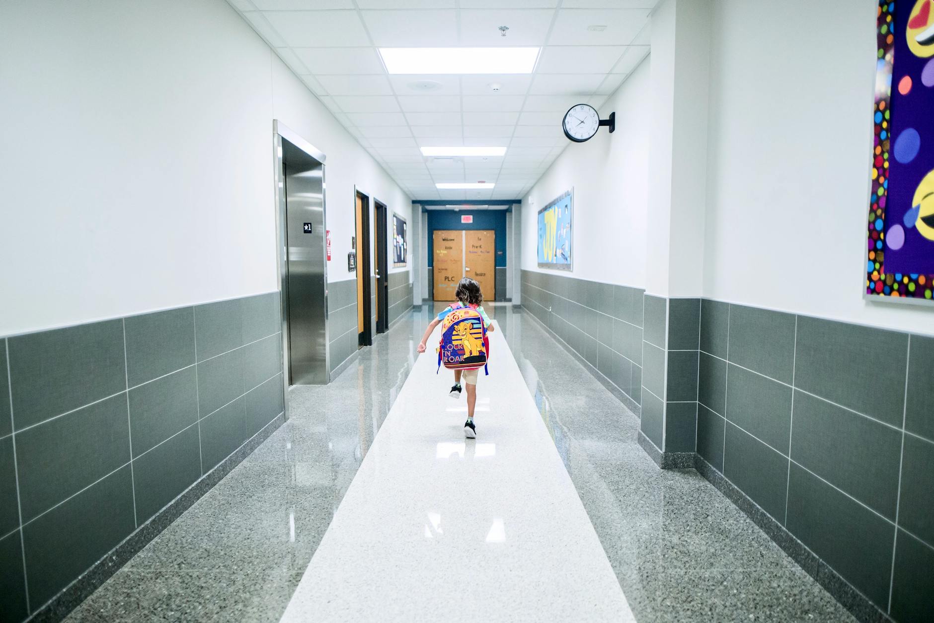 Understanding the School System in Dubai